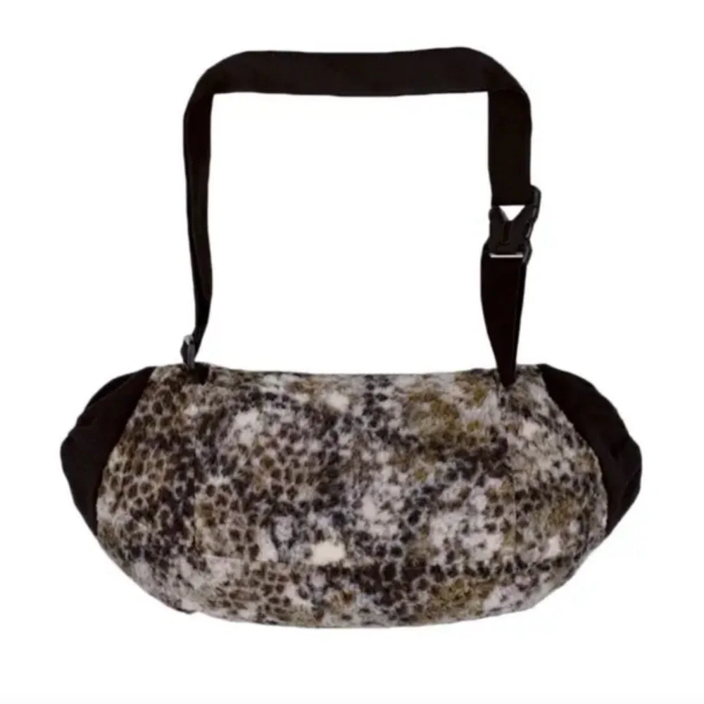 Badlands Silens Hand Muff